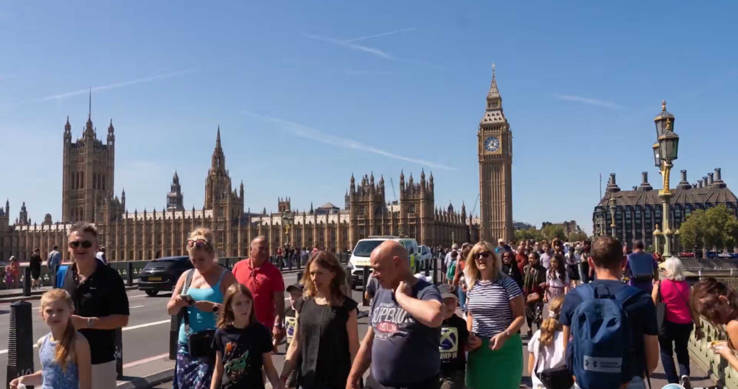 Más de 10 mil personas acuden a la gira Dios Te Ama en Londres