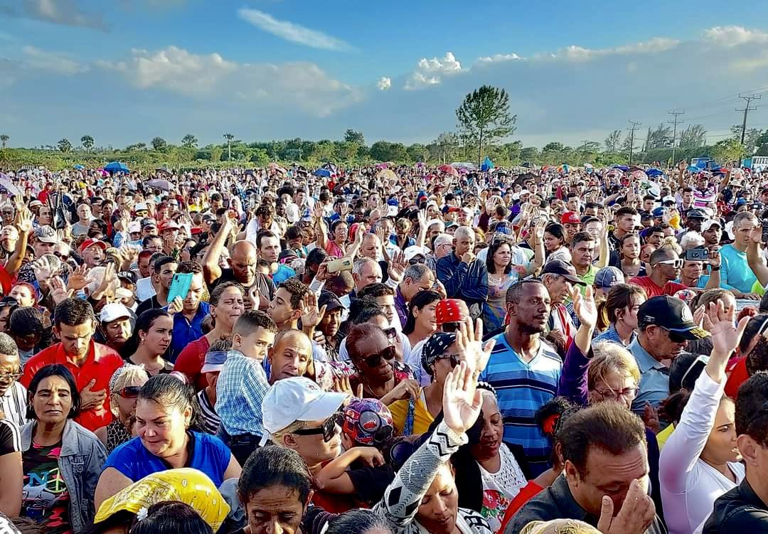 Más de 10 mil personas asisten a campaña evangelística en Camaguey, Cuba