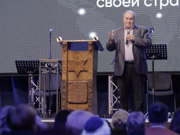 Kyiv Messianic Jewish Congregation Hosts International Prayer Gathering Against Anti-Semitism