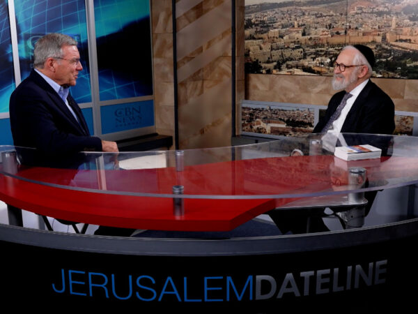 Rabbi and Physics Prof. Both Point to Hand of God in Israel’s Escape from Iranian Missile Onslaught