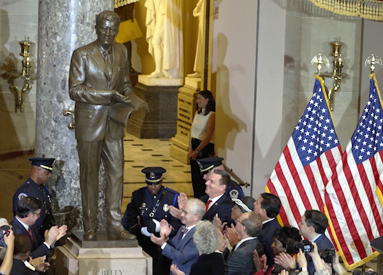 Congress unveils statue of Evangelist Billy Graham