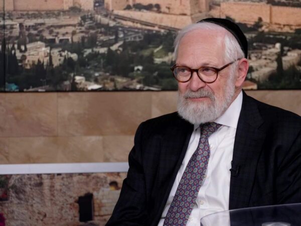 Rabino y profesor de física afirma que Dios libró a Israel del ataque de Irán